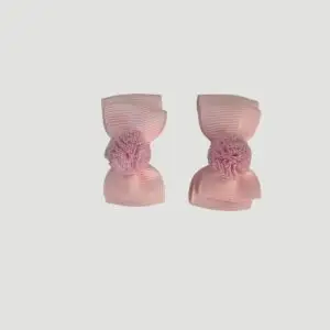 PAR DE LAÇO COM POMPOM